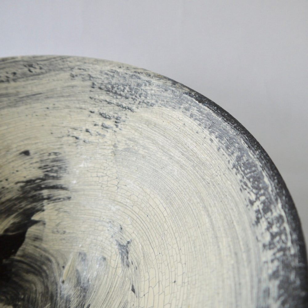 尾形アツシ 黒地刷毛目洋鉢 – S-STORE