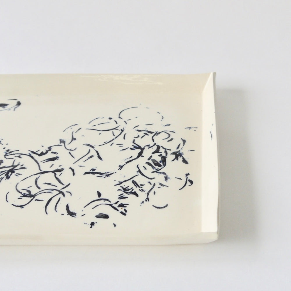 中里花子　長方皿/糸模様