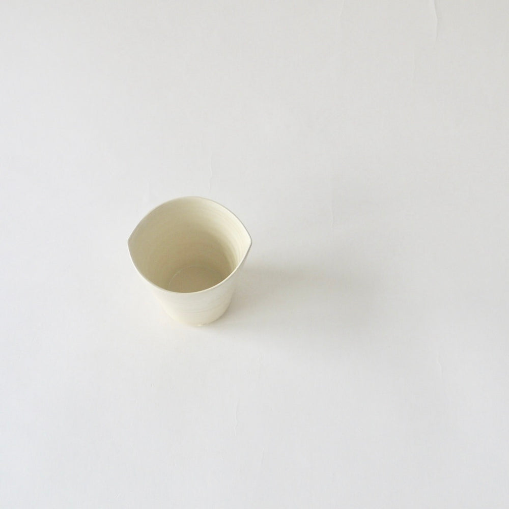 中里花子　レモンカップ/WHT