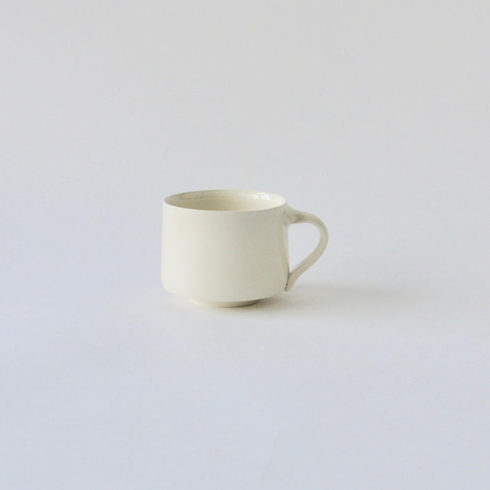 中里花子　Stout mug / WHT