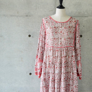 
            
                Load image into Gallery viewer, INDIA COTTON HAND PRINT KAFTAN DRESS (blossom pink and brown floral)
            
        