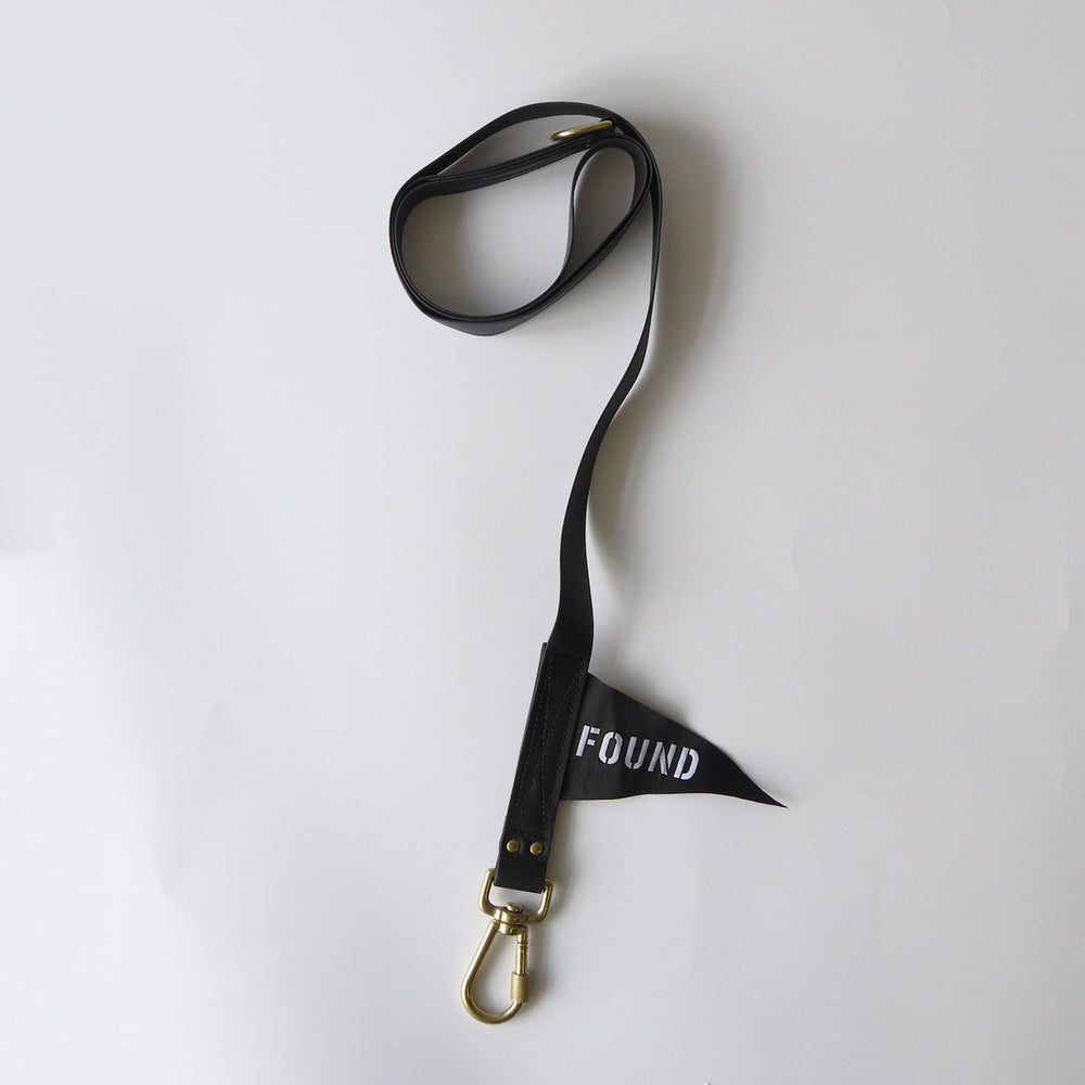 
            
                Load image into Gallery viewer, FOUND MY ANIMAL The Leather Alternative Dog Leash, Standard【リードL】
            
        