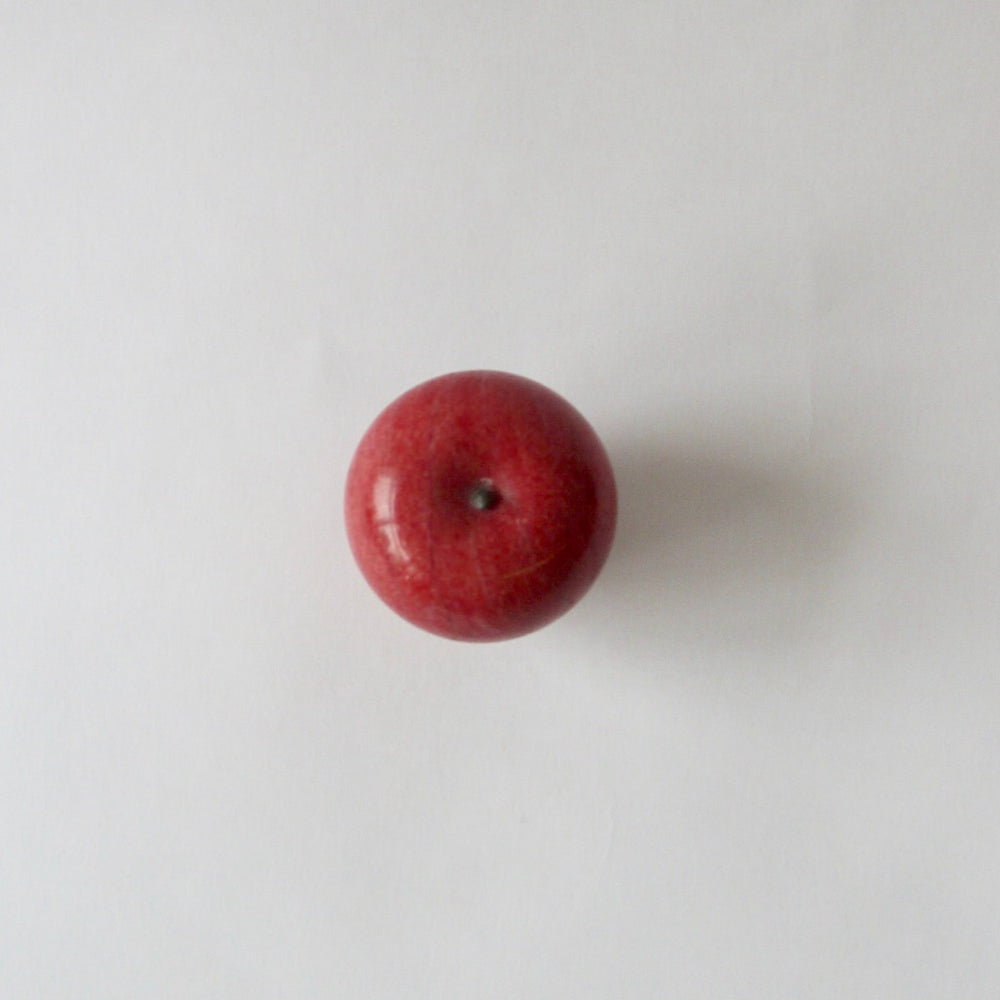 
            
                Load image into Gallery viewer, Vintage Stone Fruit M
            
        